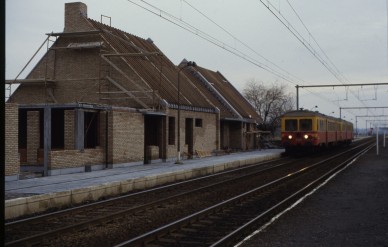 Sint-Denijs-Boekel-Nederzalm - TH 85-10847.jpg
